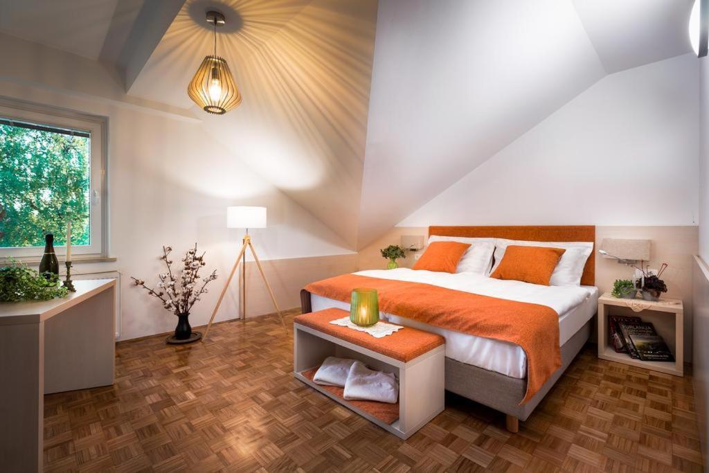 Hotel Gostilna Vovko 노보메스토 외부 사진